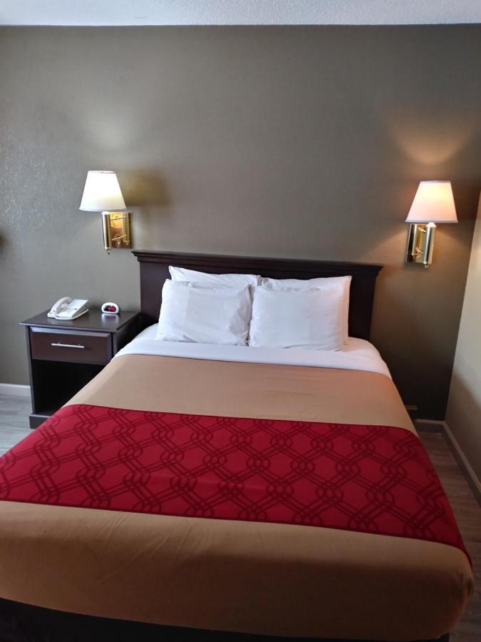 Econo Lodge North Sioux Falls Eksteriør billede