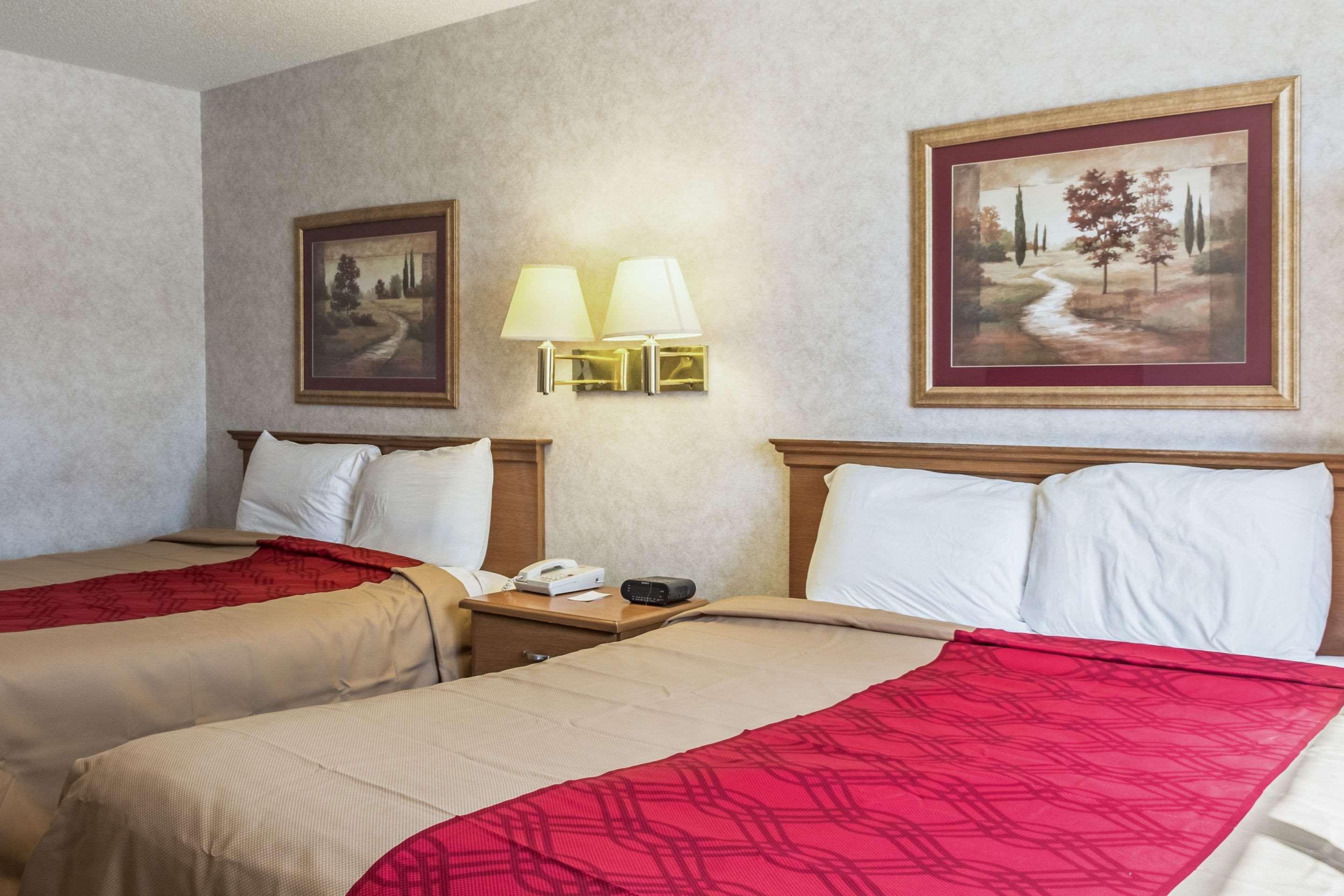 Econo Lodge North Sioux Falls Eksteriør billede