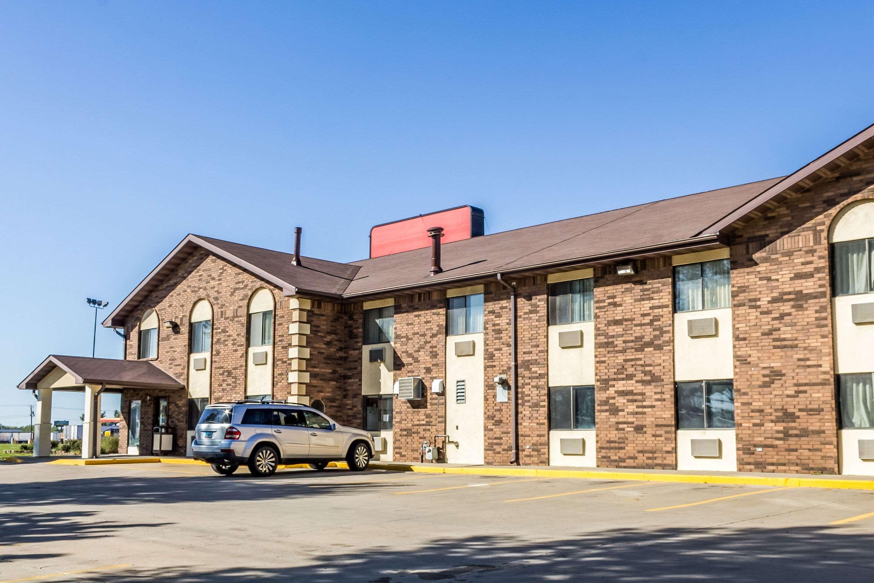 Econo Lodge North Sioux Falls Eksteriør billede